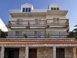 Matana Chano דירה